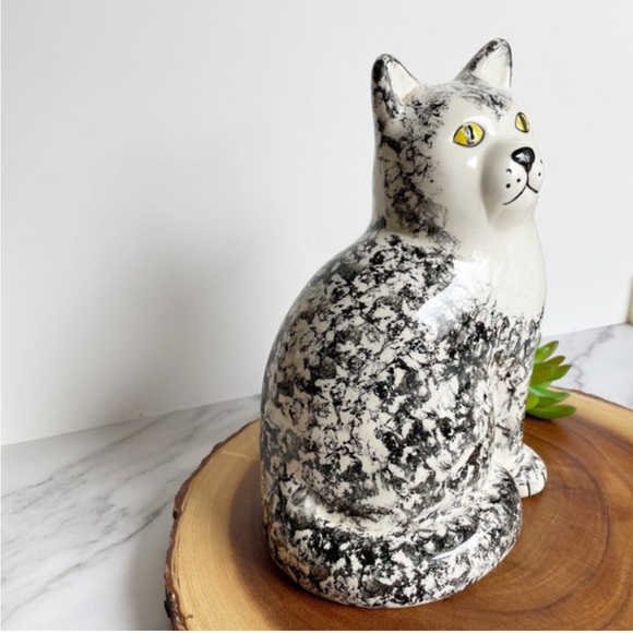 Cat White and Black Spongware Speckled Farmhouse Ceramic Cat - Picture 4 of 10